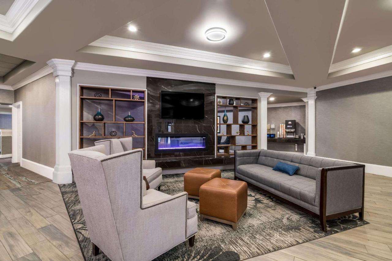 Hotel Comfort & - Morrisonville Plattsburgh
