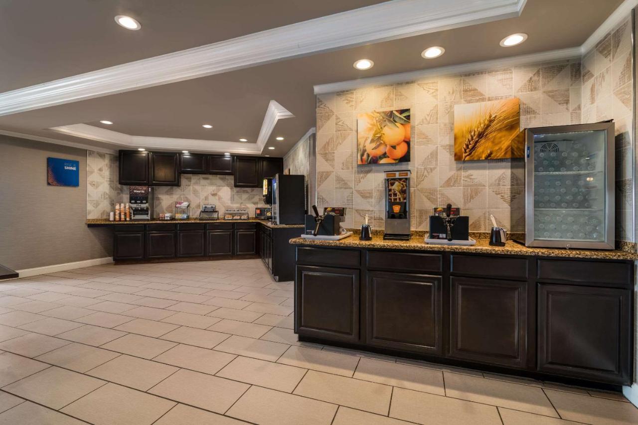Hotel Comfort & - Morrisonville Plattsburgh
